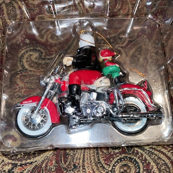 HARLEY DAVIDSON RIDIN COOL SANTA ORNAMENT - Picture 2 of 6